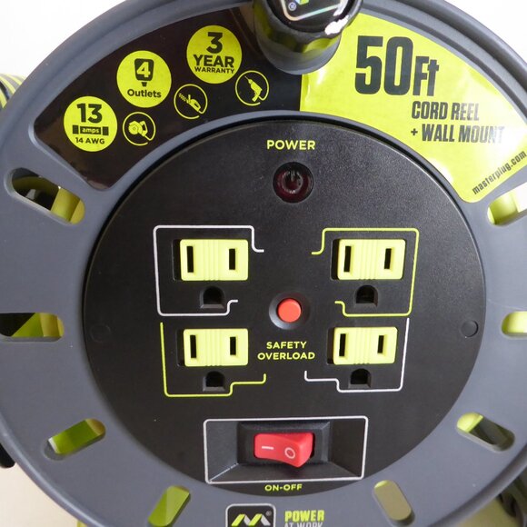 NEW 50’ EXTENSION CORD REEL WALL MOUNT 4 SOCKET BRACKET MASTERPLUG 13 AMPS - Picture 3 of 7